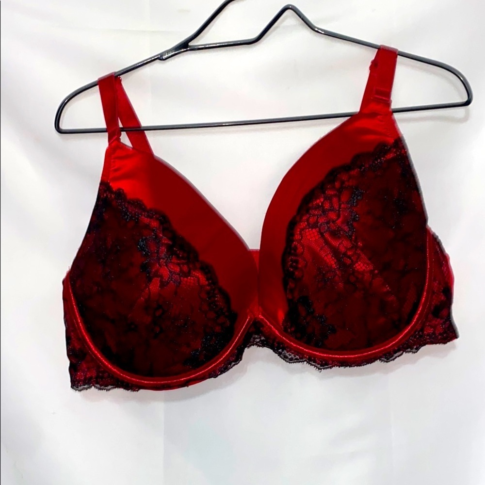 Cacique Size 46D‎ Red and Black Lace Bra. Wide back strap underwire EUC CLEAN